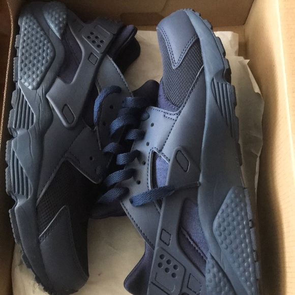 Other - Nike Air Huarache